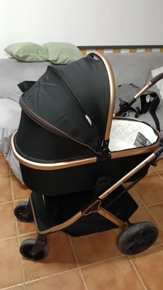 Carrito bebé 2 piezas negro y dorado