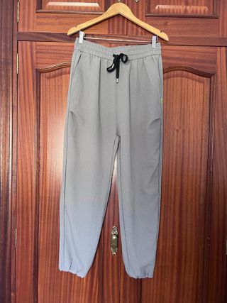 Pantalón gris Shein