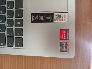 Lenovo Ideapad 1 Notebook Argento