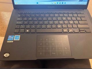 Portátil ASUS Windows 11 Pro 25H2
