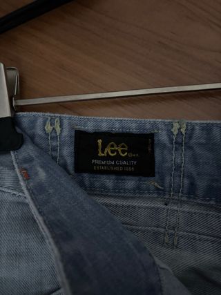 Shorts vaqueros Lee tiro bajo azul claro