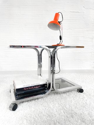 Mesa auxiliar DICO 70s cristal y metal