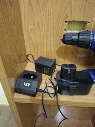 Taladro Atornillador Kraft Tech 18V