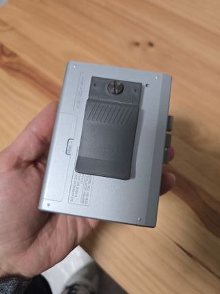 Walkman AIWA HS-G35 Plateado