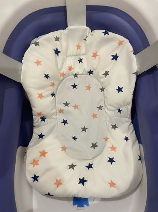 Bañera bebé plegable azul y blanca