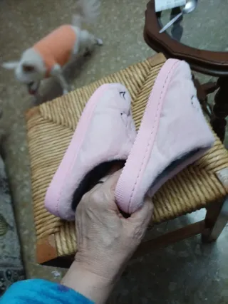 Zapatillas rosas con perro talla 36