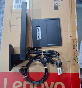 Monitor Lenovo ThinkVision E24-40 sin estrenar