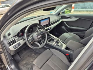 Audi A4 2.0 tdi hibrido 163cv automatico S-LINE