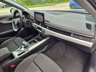 Audi A4 2.0 tdi hibrido 163cv automatico S-LINE