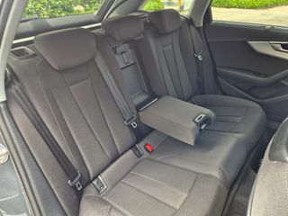 Audi A4 2.0 tdi hibrido 163cv automatico S-LINE