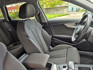 Audi A4 2.0 tdi hibrido 163cv automatico S-LINE
