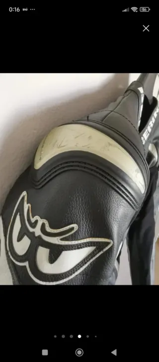 Mono de moto Berik negro y blanco