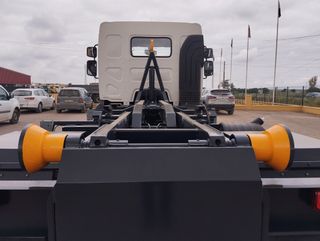 Volvo FE 320-CAMIONES GANCHOS PORTACONTENEDOR