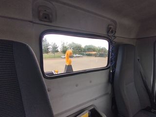 Volvo FE 320-CAMIONES GANCHOS PORTACONTENEDOR