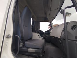 Volvo FE 320-CAMIONES GANCHOS PORTACONTENEDOR