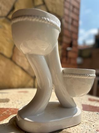 Macetero doble cerámica blanca forma bota
