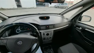 Opel Meriva 2004