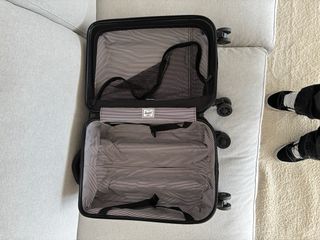 Maleta Cabina Herschel Rígida Negra con Ruedas