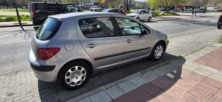Peugeot 307gasolina,precio negociable 1 solo dueño