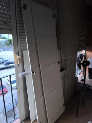 Puertas ropero blanco Ikea, leed bien