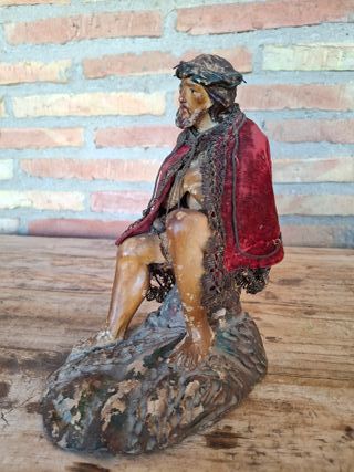 Figura religiosa antigua