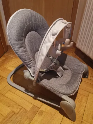 Hamaca bebé Chicco gris