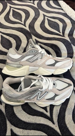 Zapatillas New Balance 9060 Gris/Blanco Nuevas
