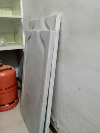 Fregadero antiguo de mármol y piedra