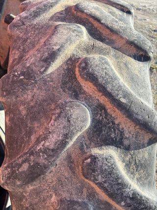 Neumáticos 420/70 R28