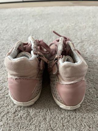 Scarpe bimba Geox 23