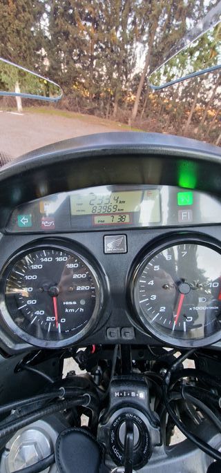 Honda Varadero XL1000V Negra