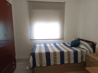 DISPONIBLE A PARTIR DE MAYO HABITACIÓN en Úbeda.
