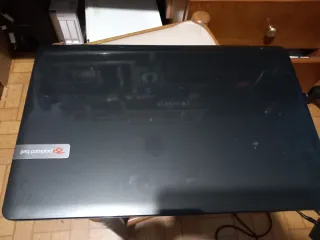 Packard Bell EasyNote LE Portátil