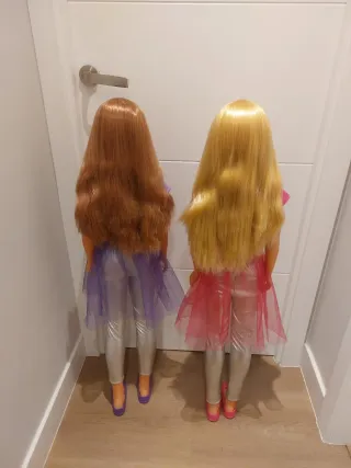 Muñecas Gisele y Claudia