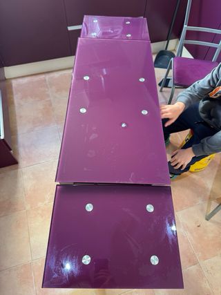 Mesa de cocina extensible con bancos