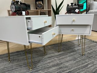 Mesitas de noche estilo isabelino NUEVAS