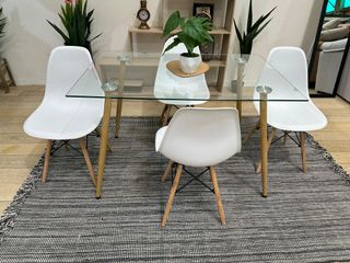 Comedor NUEVO mesa + 4 sillas