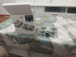 Dron DJI NEO sin estrenar