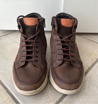 Scarponcino uomo stringato con zip marrone