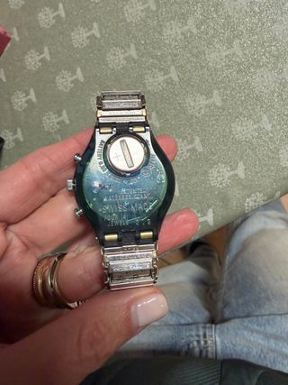 Orologio Swatch Oro e blu cronografo