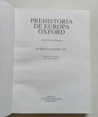 Libro. Prehistoria de Europa Oxford.