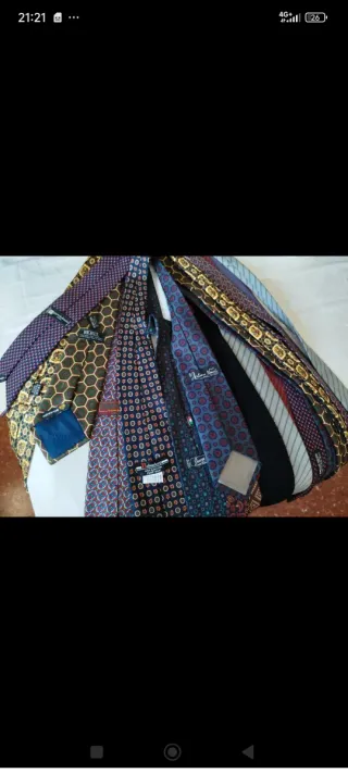 Lote de corbatas estampadas