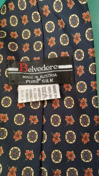 Lote de corbatas estampadas