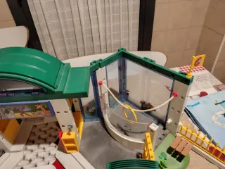 Playmobil Zoo set 3240 casi completo