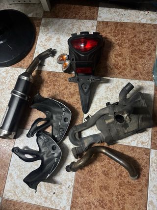 suzuki gladius con muchos extras algo negociable