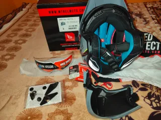 Casco MT Streetfighter S Gris