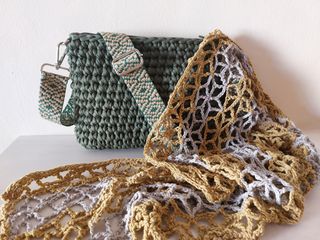 Foulard nuevo crochet verde y gris