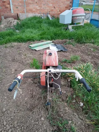 Mula mecánica MTR 300