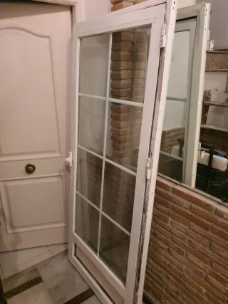 Puerta exterior/patio con cristal doble