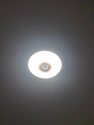 Luz Plafón LED RGB con Altavoz